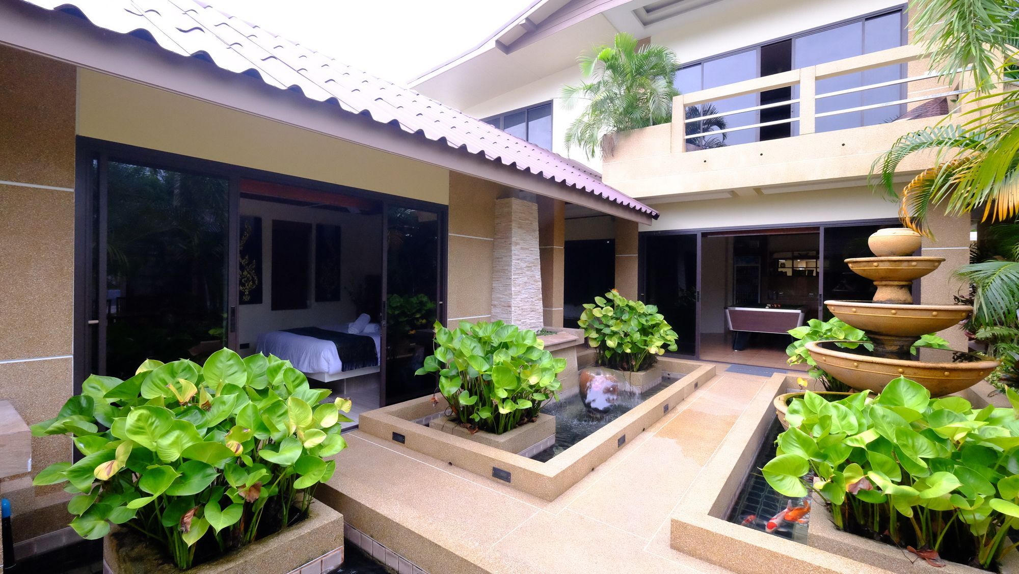Sumonta Luxury Villa *